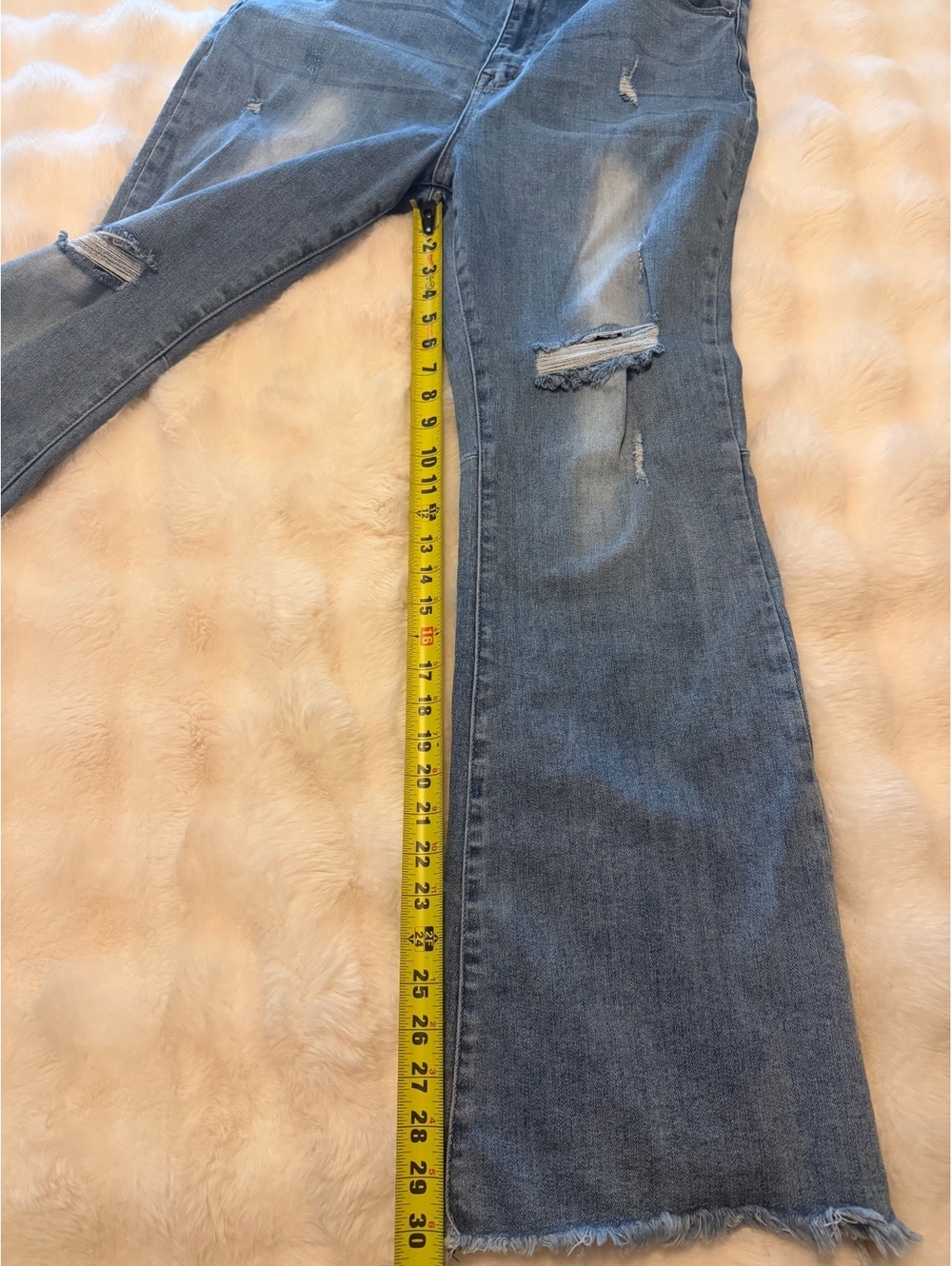 Risen Women's 3XL Light Blue Distressed Flared Jeans - Picture 5 of 8